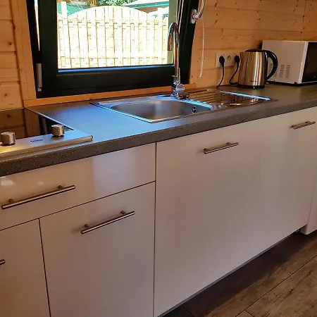 Zielone - Ogrzewane Pobierowo