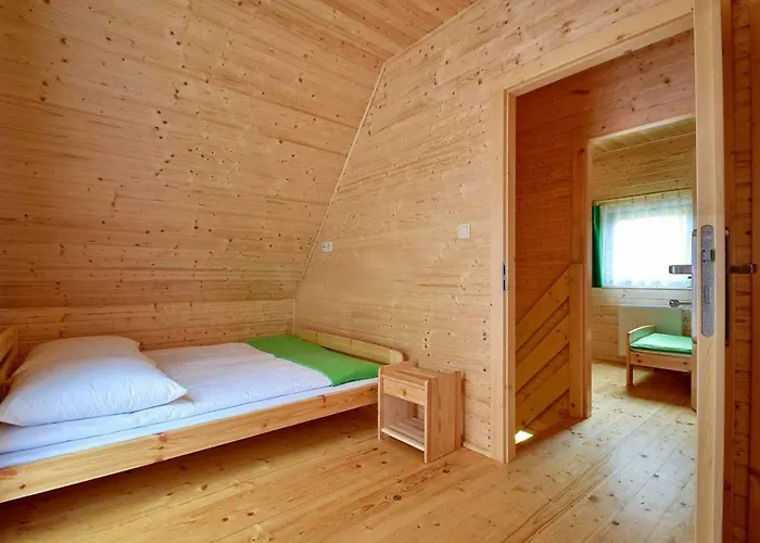 Zielone - Ogrzewane 假日公园